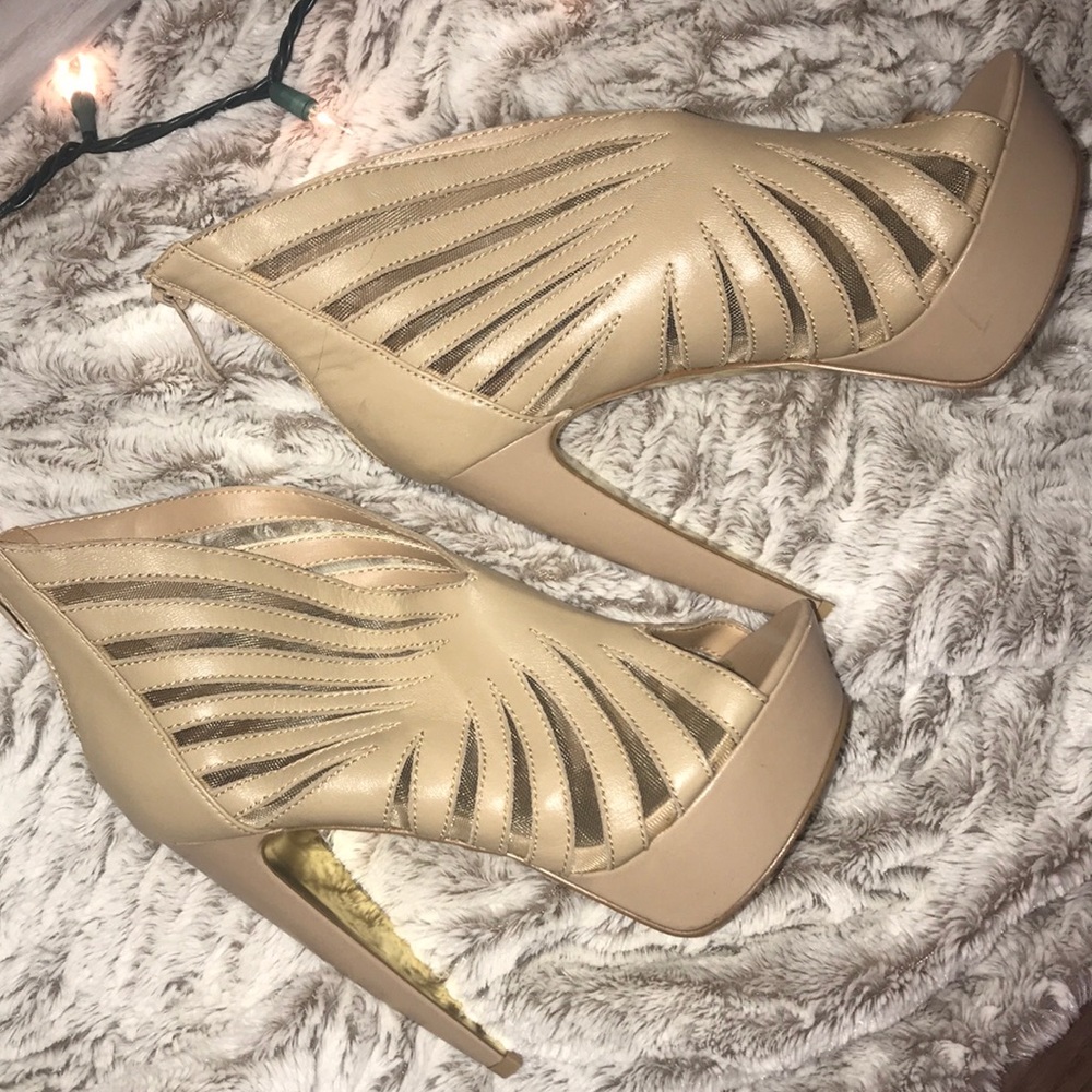 Nude BEBE High heels